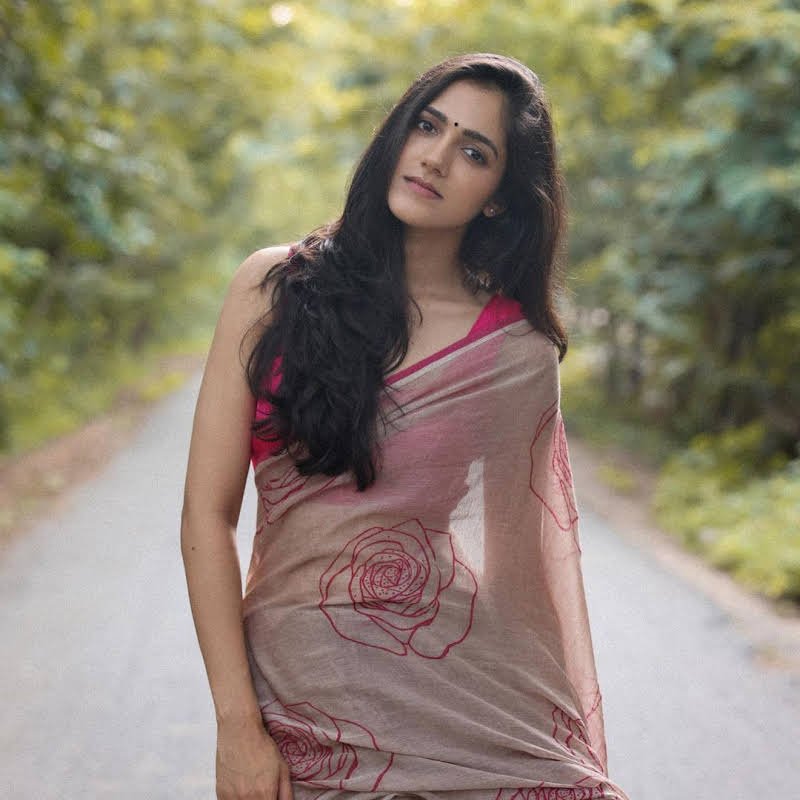 hello telugu heroine gallery simran choudhary 20230903 3