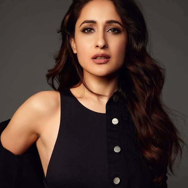 hello telugu heroine gallery pragya jaiswal 20231007 2