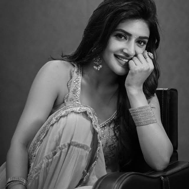 hello telugu heroine gallery sree leela 20231009 2