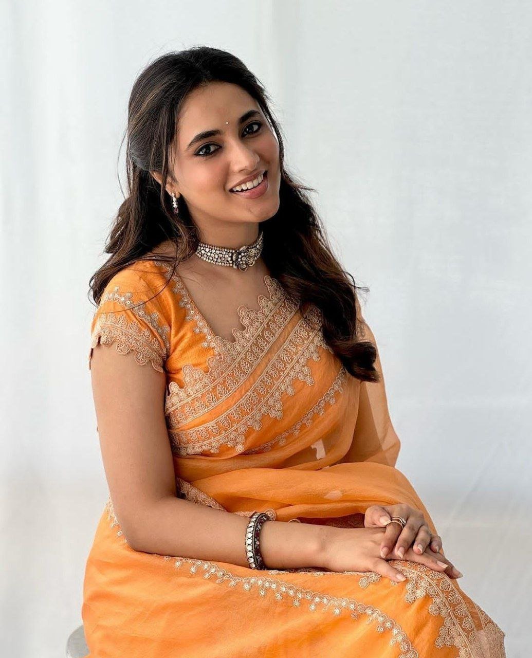 hello telugu heroine gallery priyanka mohan 20231101 4