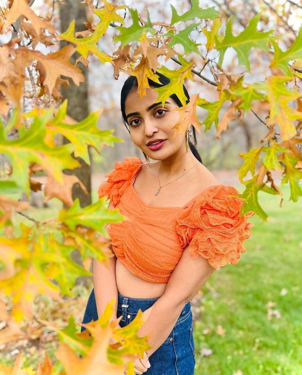 Divi Vadthya Vs Ananya Nagalla 3 hello telugu heroine gallery ananya nagalla 20231121 2