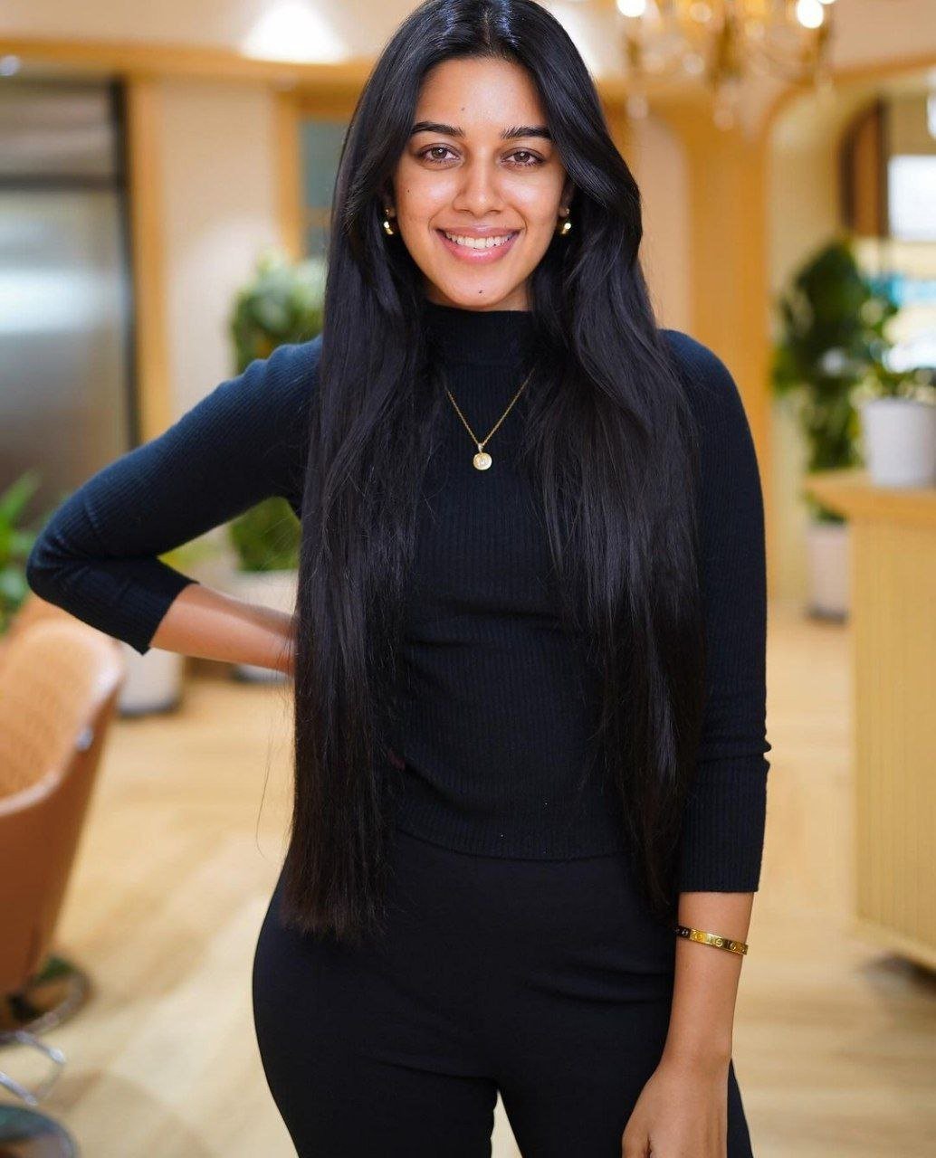 Mirnalini Ravi Vs Jannat Zubair Rahmani 1 hello telugu heroine gallery mirnalini ravi 20231124 1