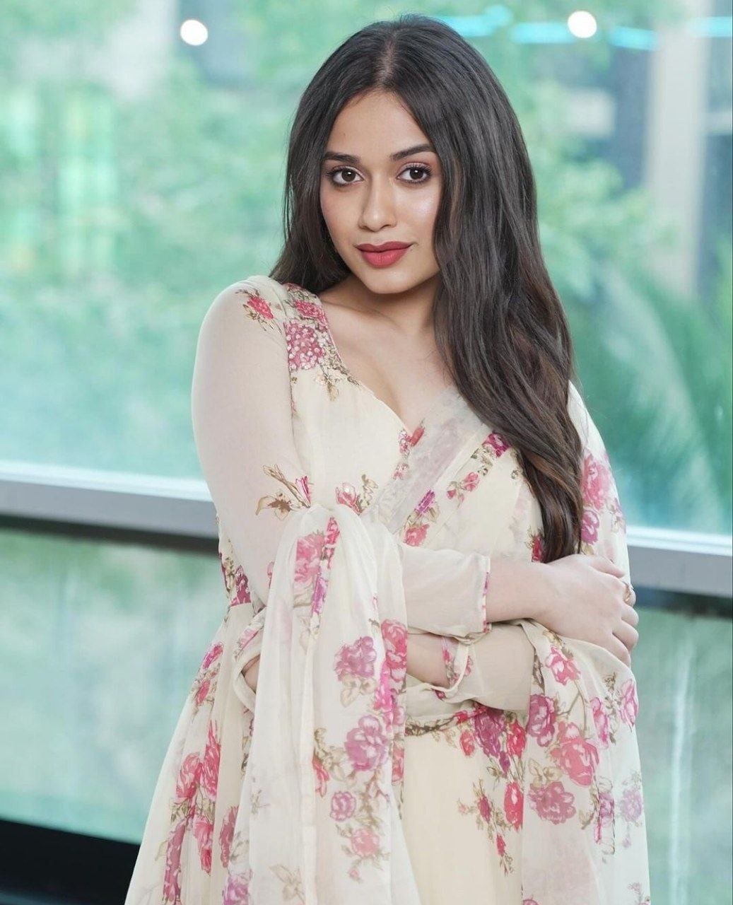 Kalyani Priyadarshan Vs Jannat Zubair Rahmani 3 hello telugu heroine gallery jannat zubair rahmani 20231130 2