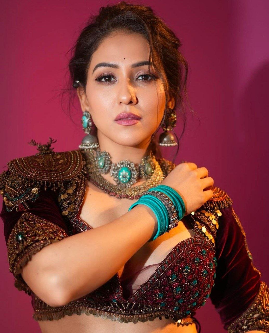 hello telugu heroine gallery neeti mohan 20231201 5