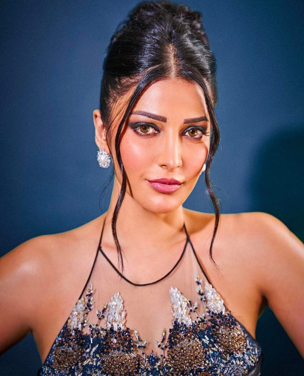 Shruti Haasan Vs Shriya Saran 1 hello telugu heroine gallery shruti haasan 20231209 1