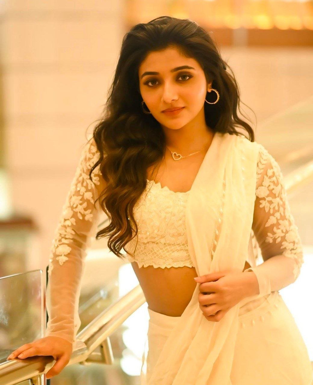 Jacqueline Fernandez Vs Mirna Menon 3 hello telugu heroine gallery mirna menon 20231214 1