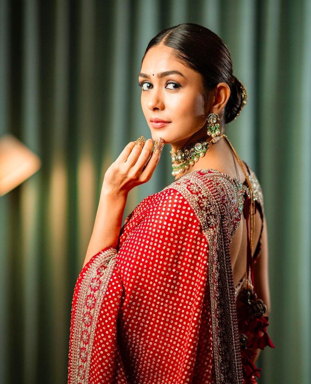 hello telugu heroine gallery mrunal thakur 20231213 3