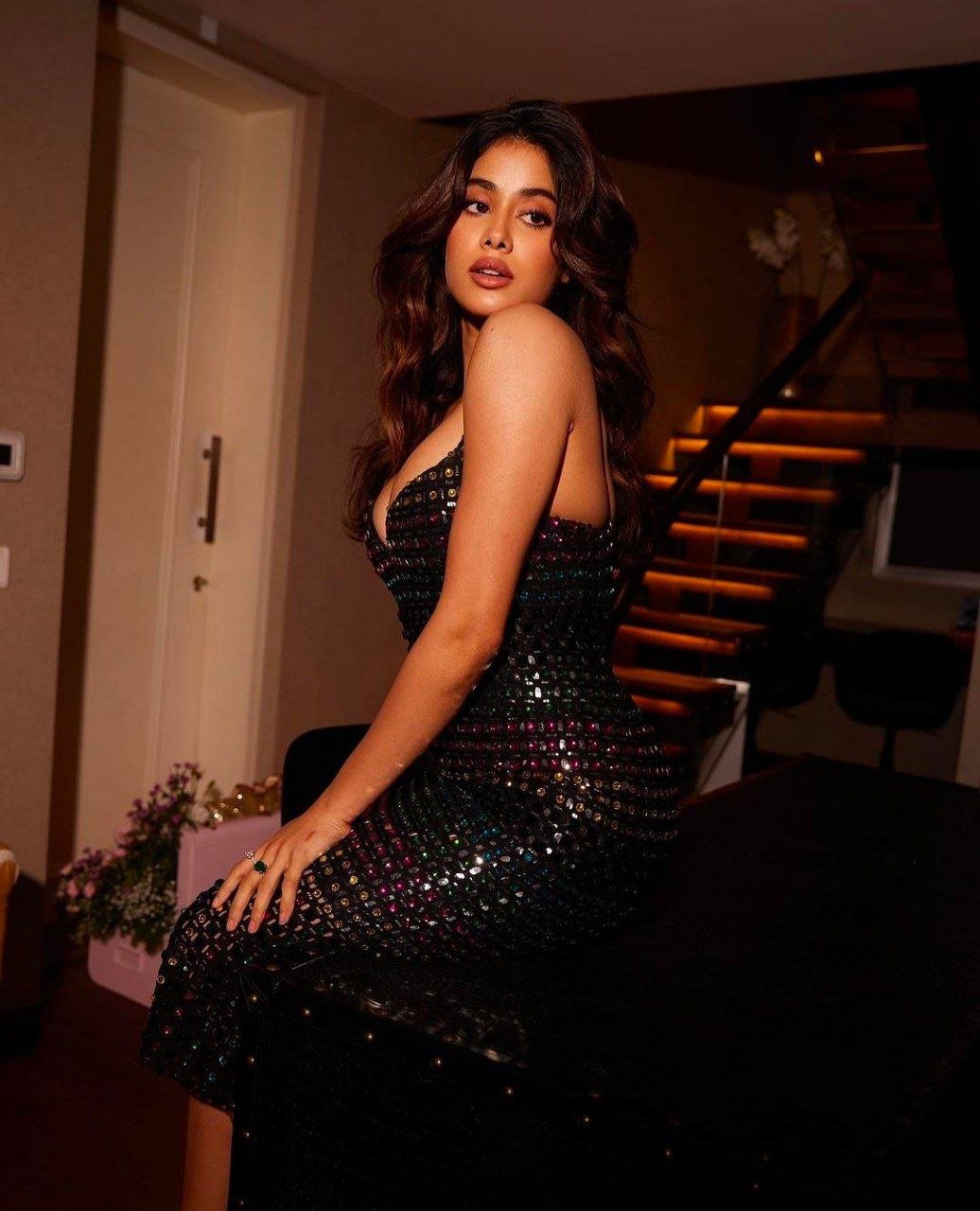 hello telugu heroine gallery janhvi kapoor 20231218 5