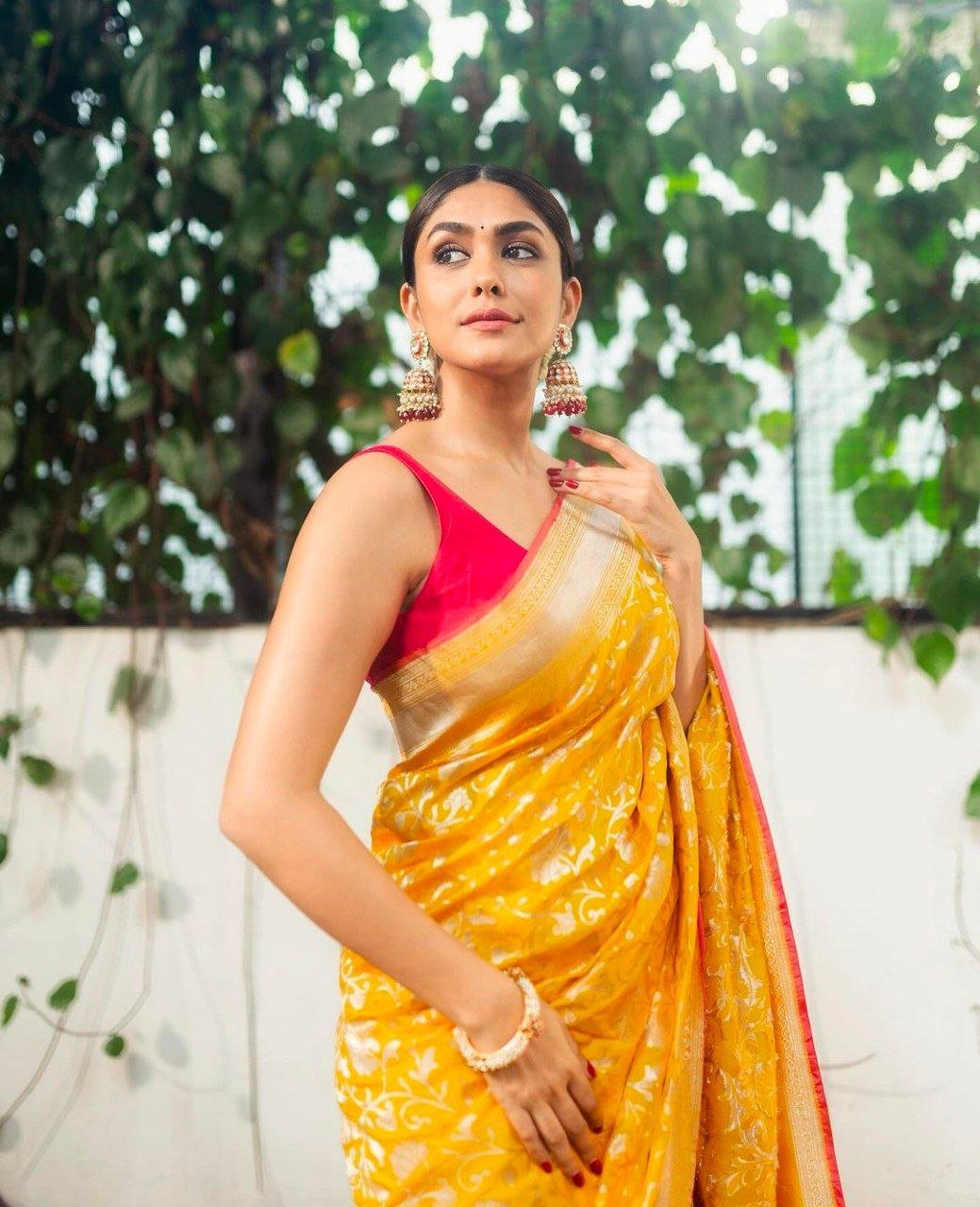 hello telugu heroine gallery mrunal thakur 20231219 1