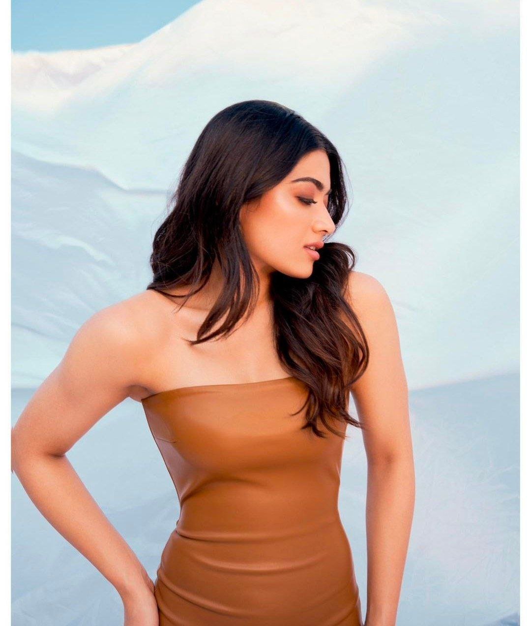 Rashmika Mandanna Vs Poonam Bajwa 1 hello telugu heroine gallery rashmika mandanna 20231222 1