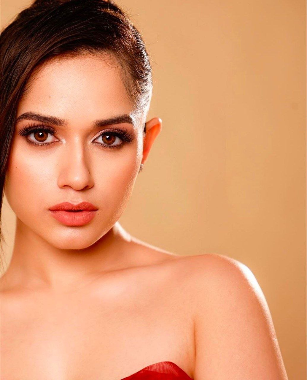 Shruti Haasan Vs Jannat Zubair Rahmani 5 hello telugu heroine gallery jannat zubair rahmani 20231223 4