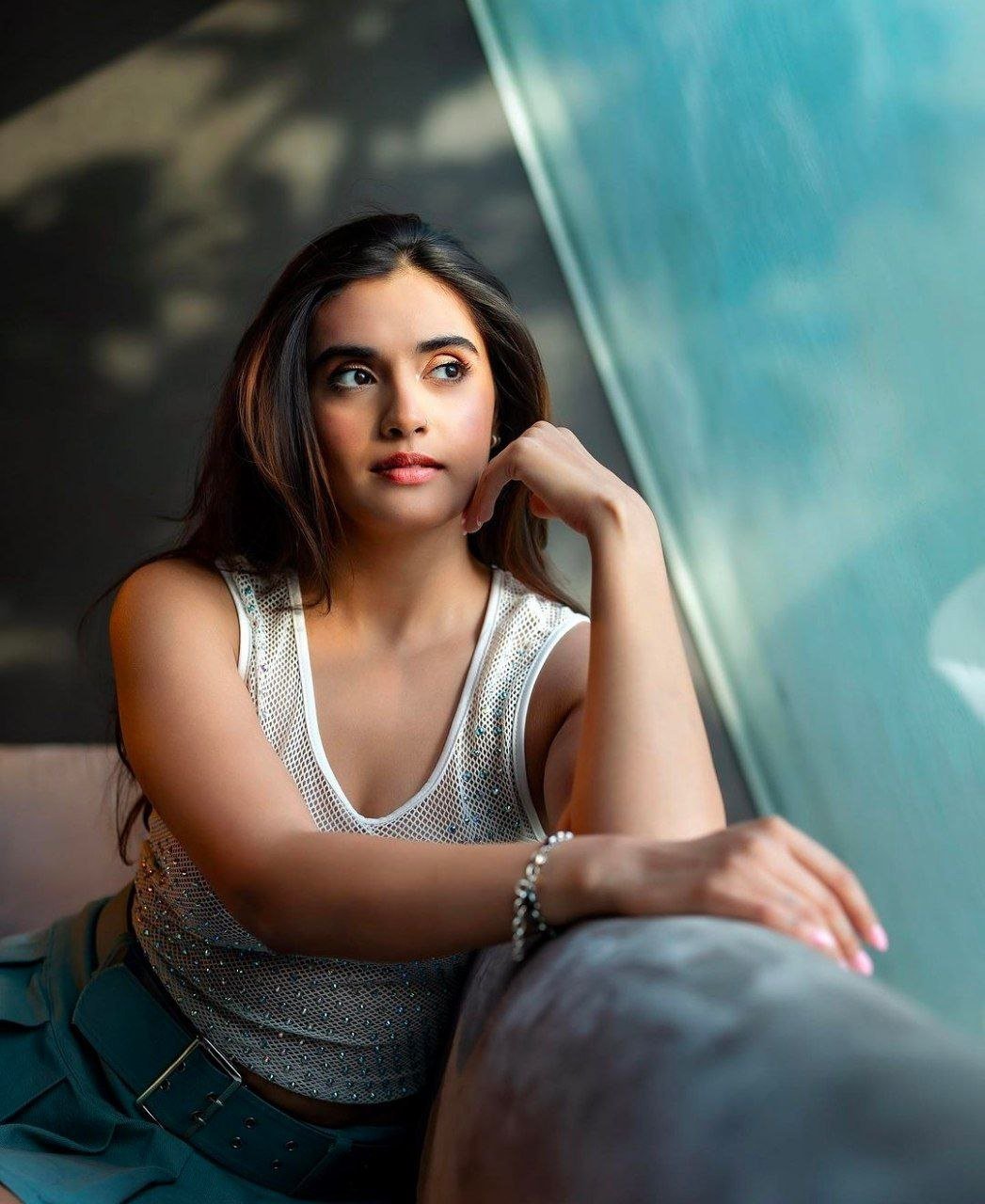 hello telugu heroine gallery divyansha kaushik 20231231 1