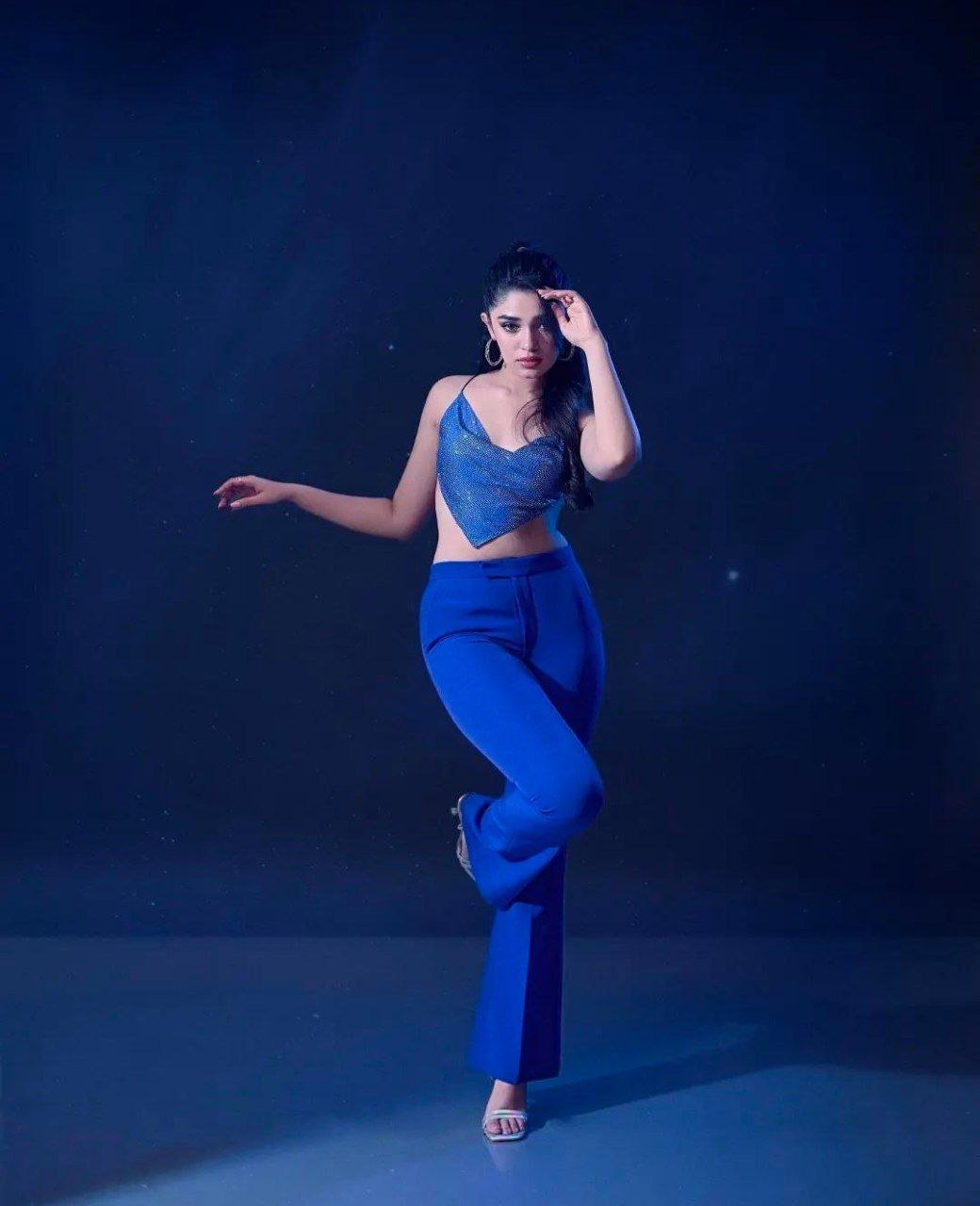 Krithi Shetty Vs Amritha Aiyer 2 hello telugu heroine gallery krithi shetty 20240103 3