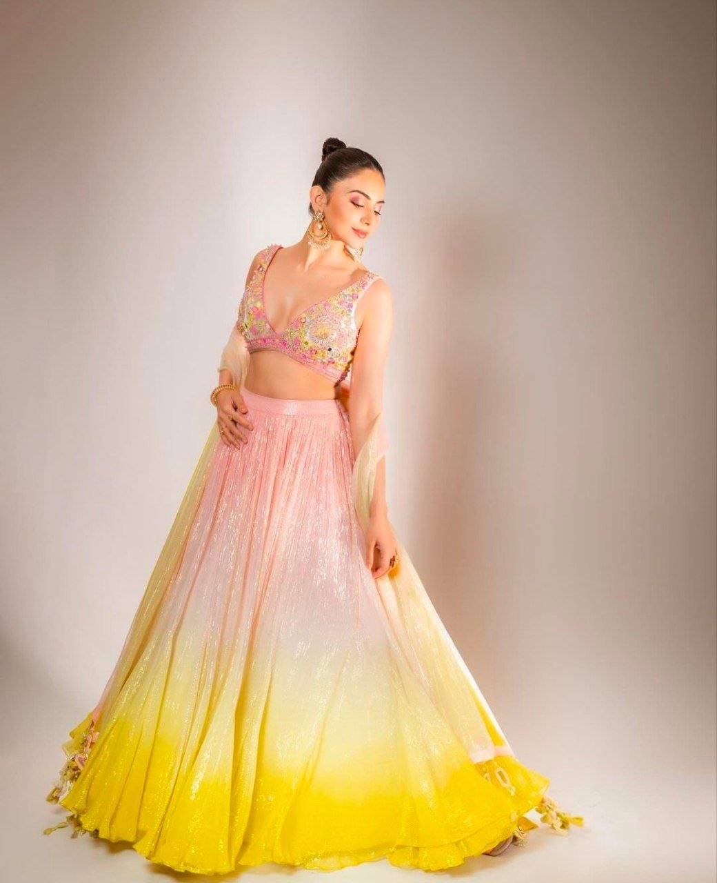 Rakul Preet Singh Vs Ashika Ranganath 2 hello telugu heroine gallery rakul preet singh 20240113 3