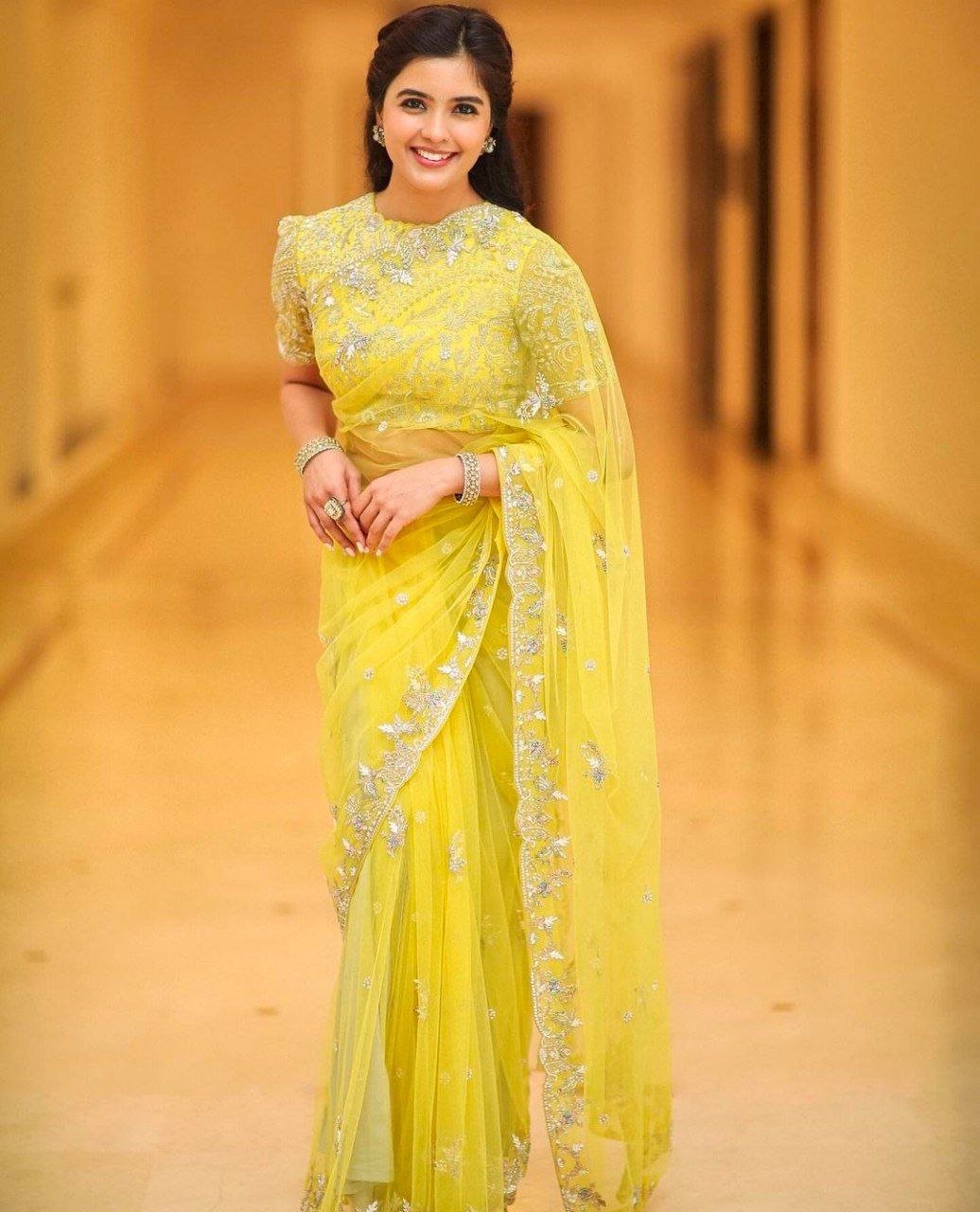 hello telugu heroine gallery amritha aiyer 20240127 3