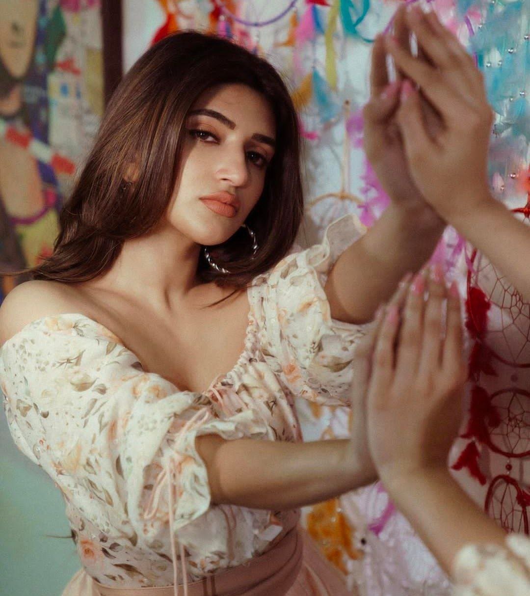 Tamannaah Bhatia Vs Sree Leela 4 hello telugu heroine gallery sree leela 20240308 3