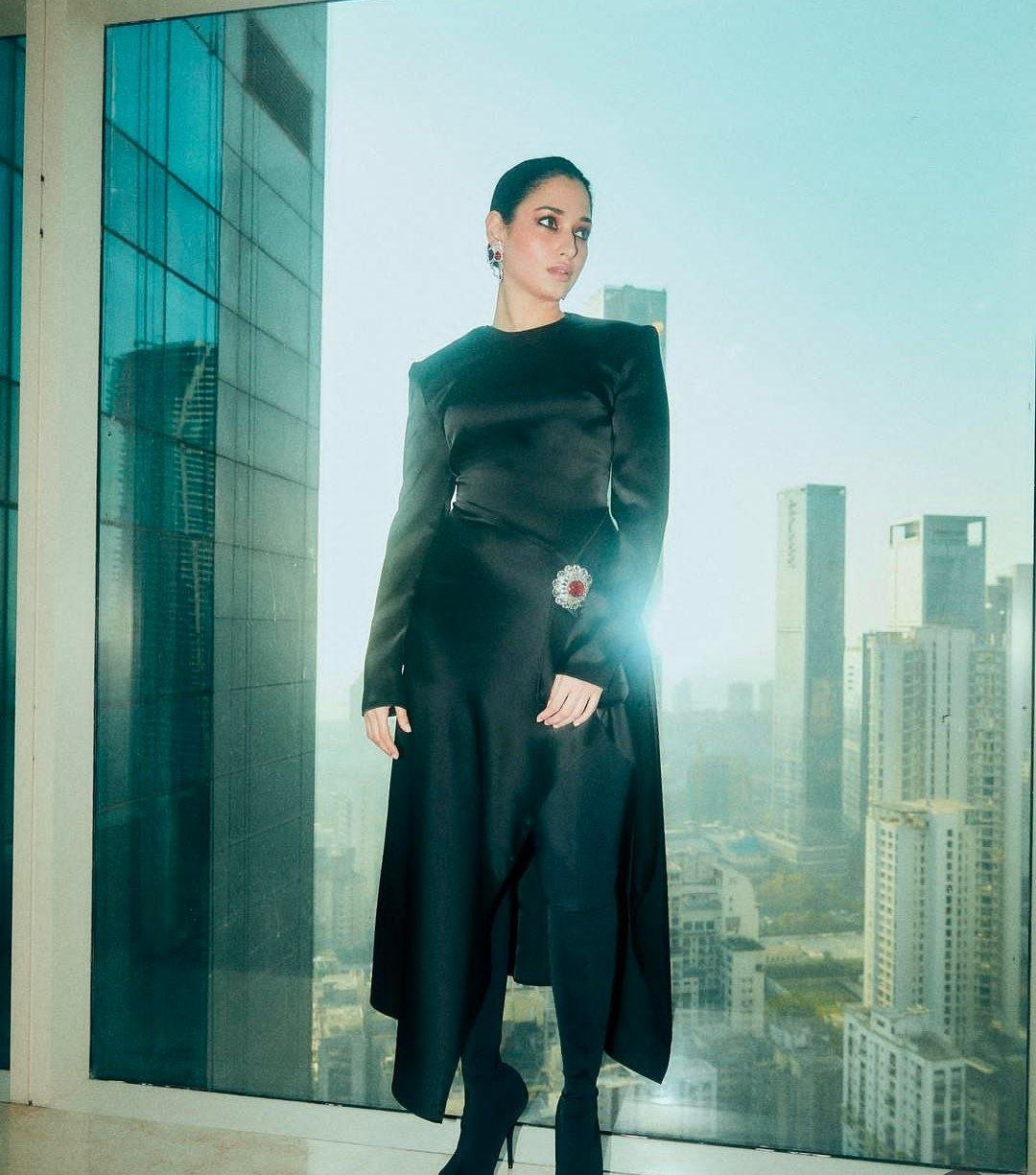 Tamannaah Bhatia Vs Sree Leela 2 hello telugu heroine gallery tamannaah bhatia 20240308 3