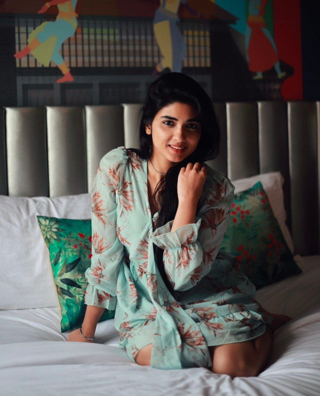 Sree Leela Vs Pragya Nagra 3 hello telugu heroine gallery pragya nagra 20240404 2