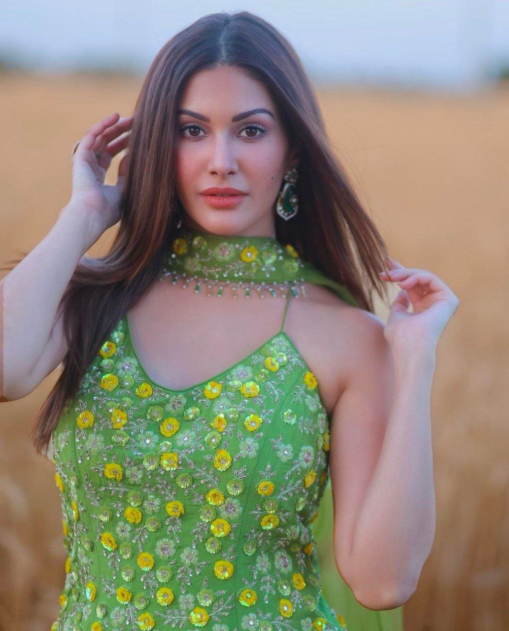 Kajal Aggarwal Vs Amyra Dastur 4 hello telugu heroine gallery amyra dastur 20240423 3