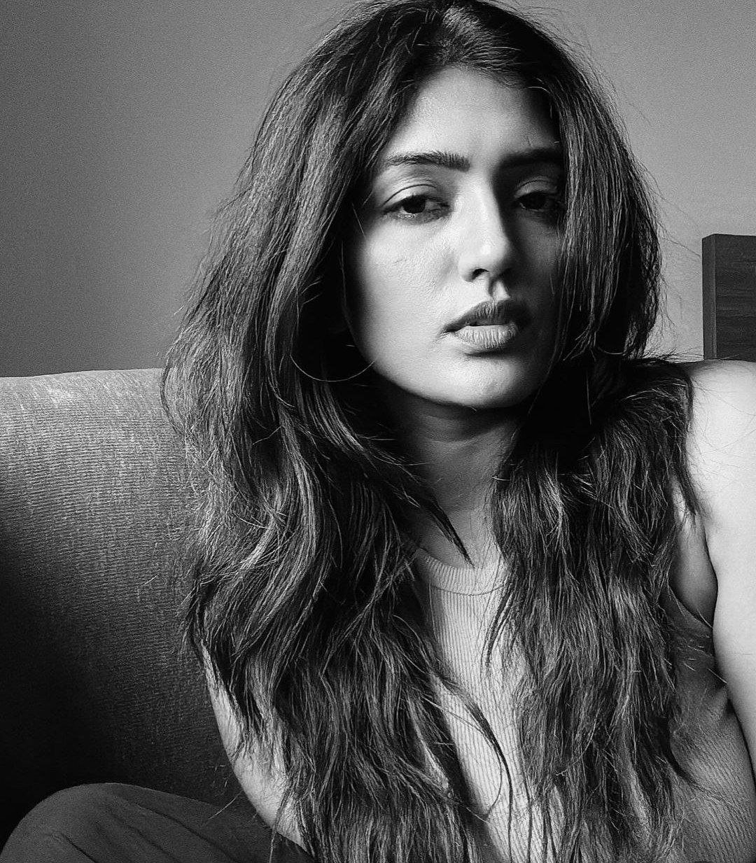 Mirnalini Ravi Vs Eesha Rebba 3 hello telugu heroine gallery eesha rebba 20240424 2