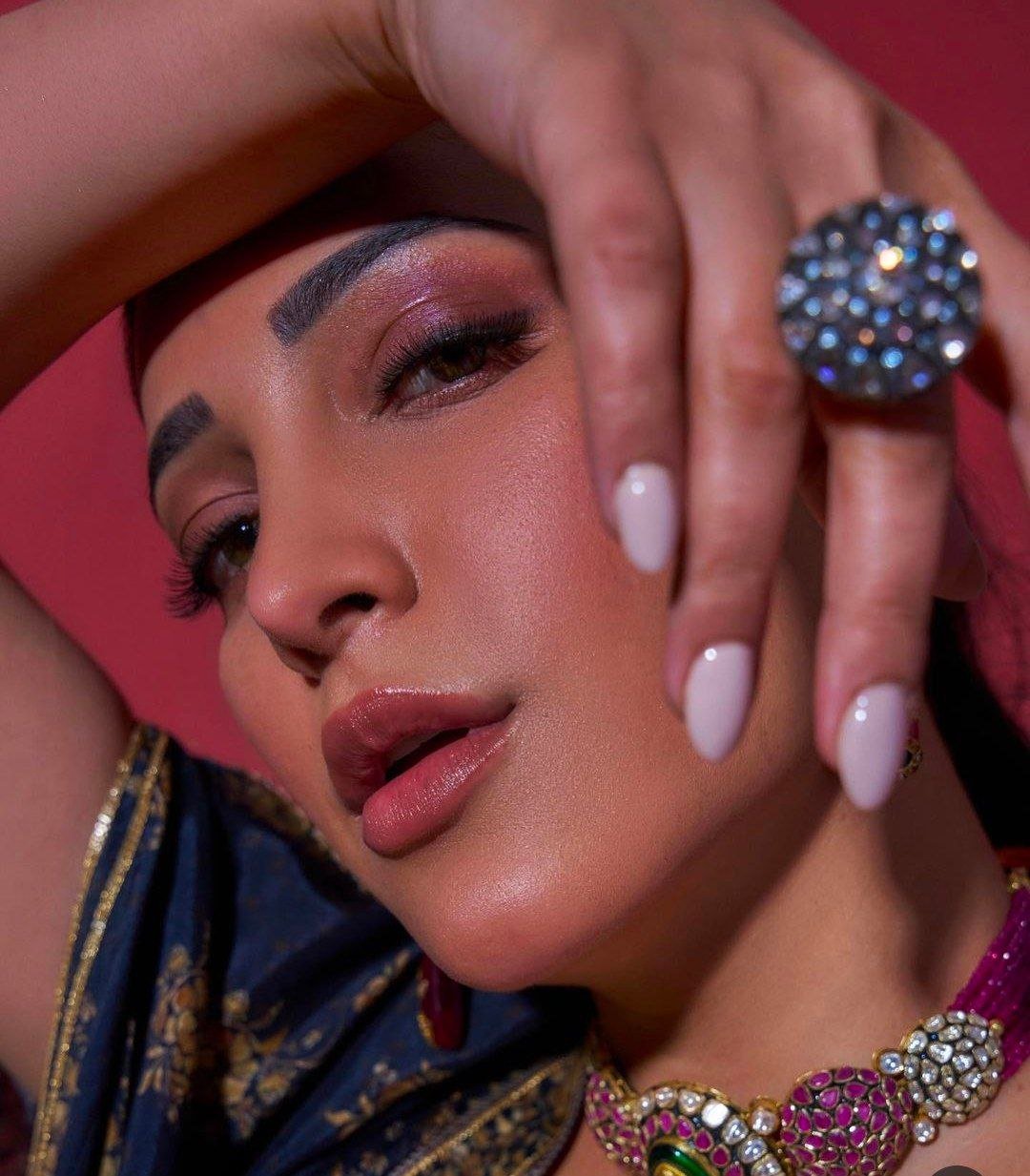 Shruti Haasan Vs Saiee Manjrekar 2 hello telugu heroine gallery shruti haasan 20240427 3