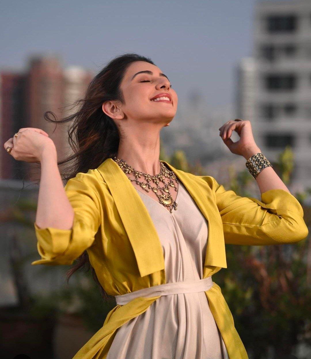 Rakul Preet Singh Vs Nikita Dutta 2 hello telugu heroine gallery rakul preet singh 20240503 3