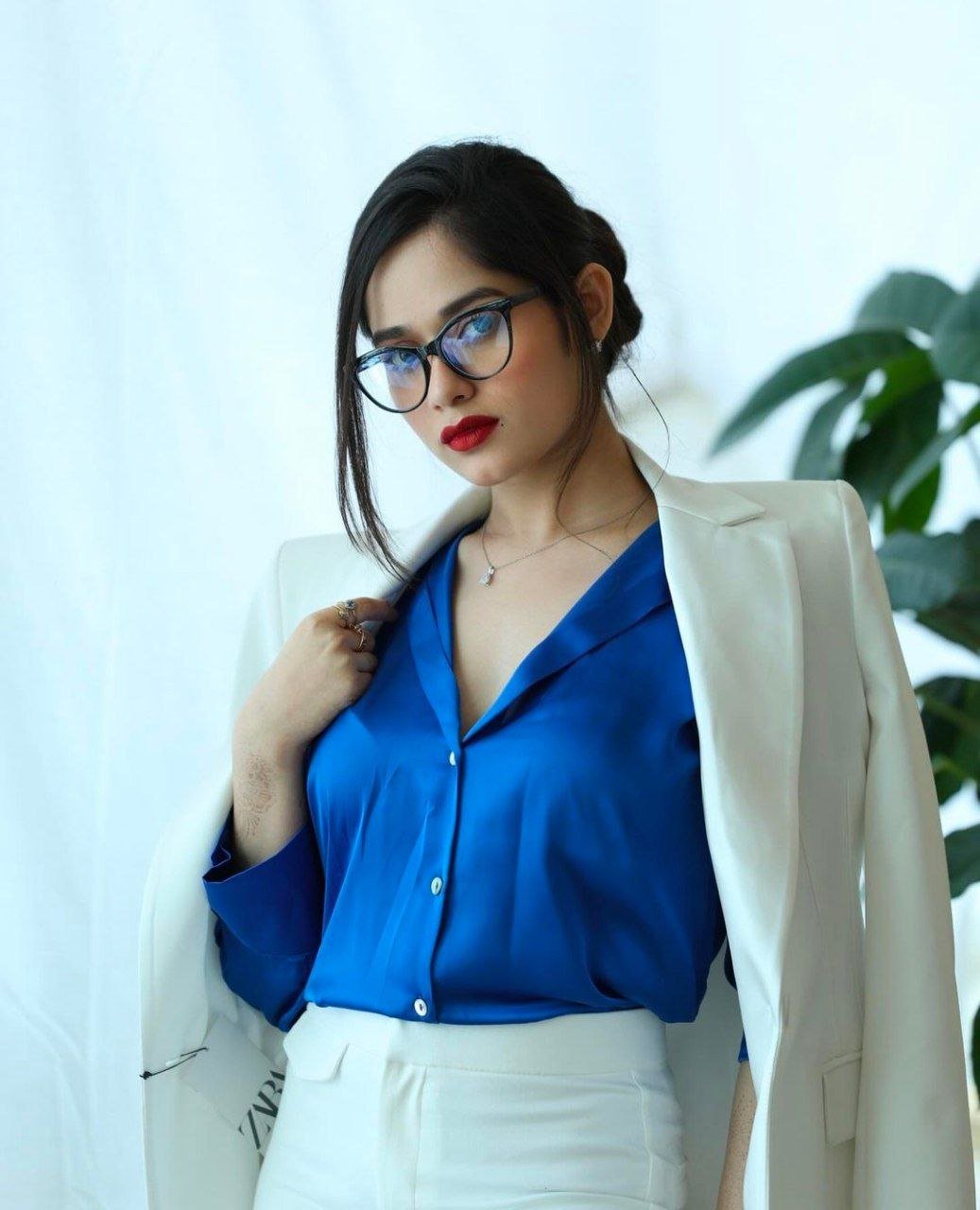 Jannat Zubair Rahmani Vs Pujitha Ponnada 1 hello telugu heroine gallery jannat zubair rahmani 20240508 1