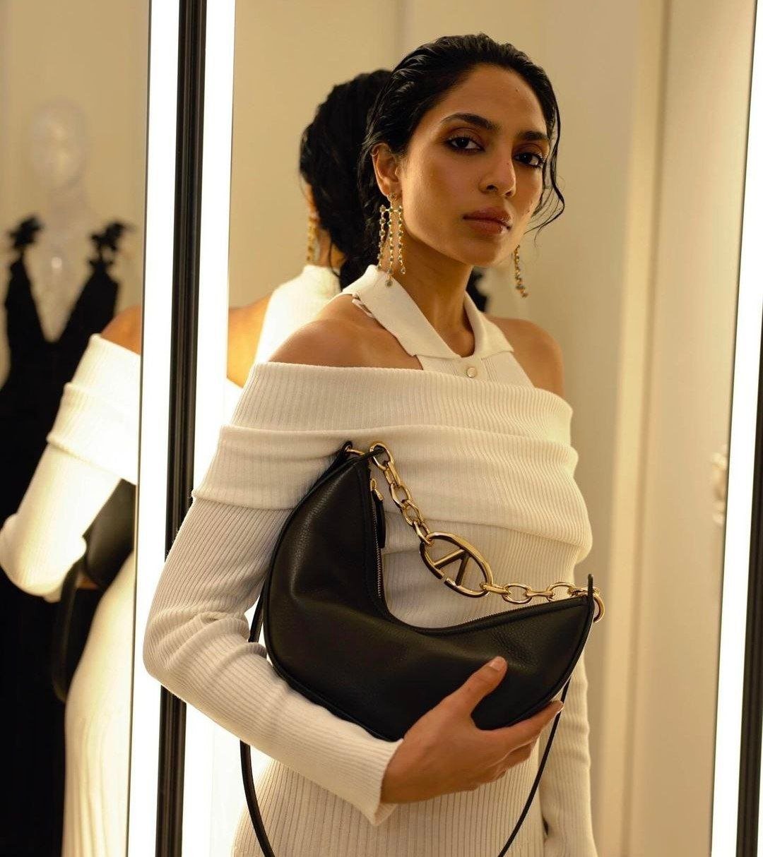 hello telugu heroine gallery sobhita dhulipala 20240516 1