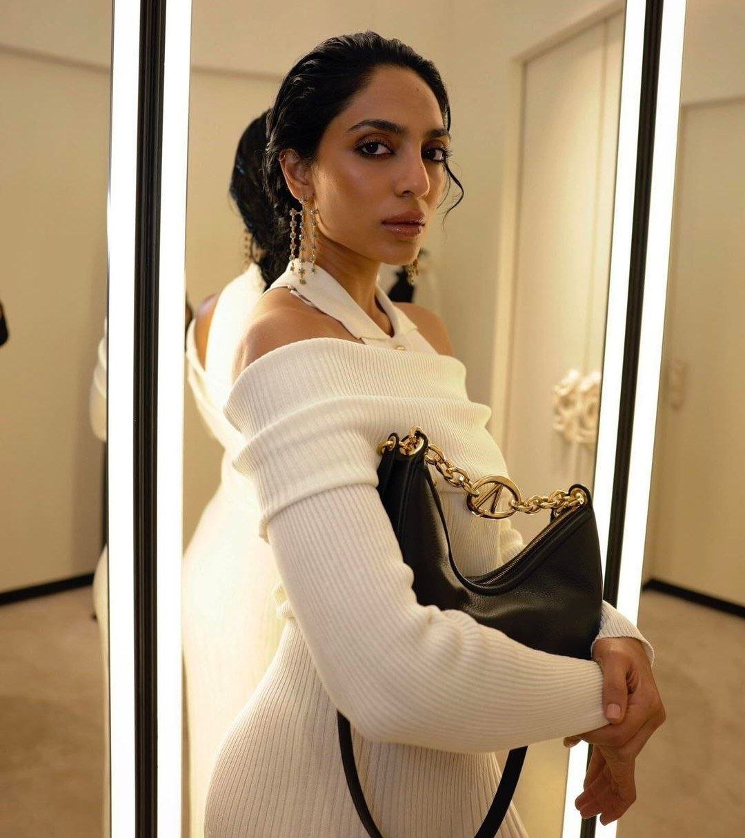 hello telugu heroine gallery sobhita dhulipala 20240516 3