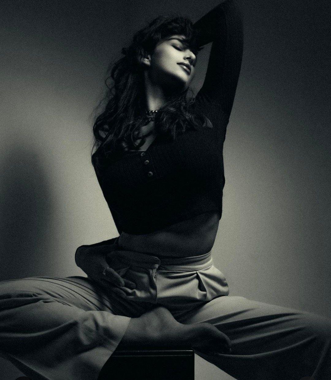 Meenakshi Chaudhary Vs Faria Abdullah 2 hello telugu heroine gallery meenakshi chaudhary 20240519 3