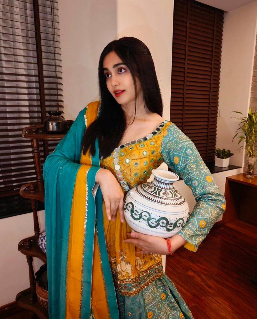 Hansika Motwani Vs Adah Sharma 4 hello telugu heroine gallery adah sharma 20240612 4