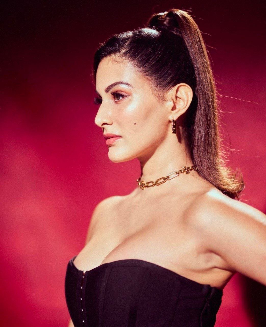 Amyra Dastur Vs Rukmini Vasanth 1 hello telugu heroine gallery amyra dastur 20240622 1