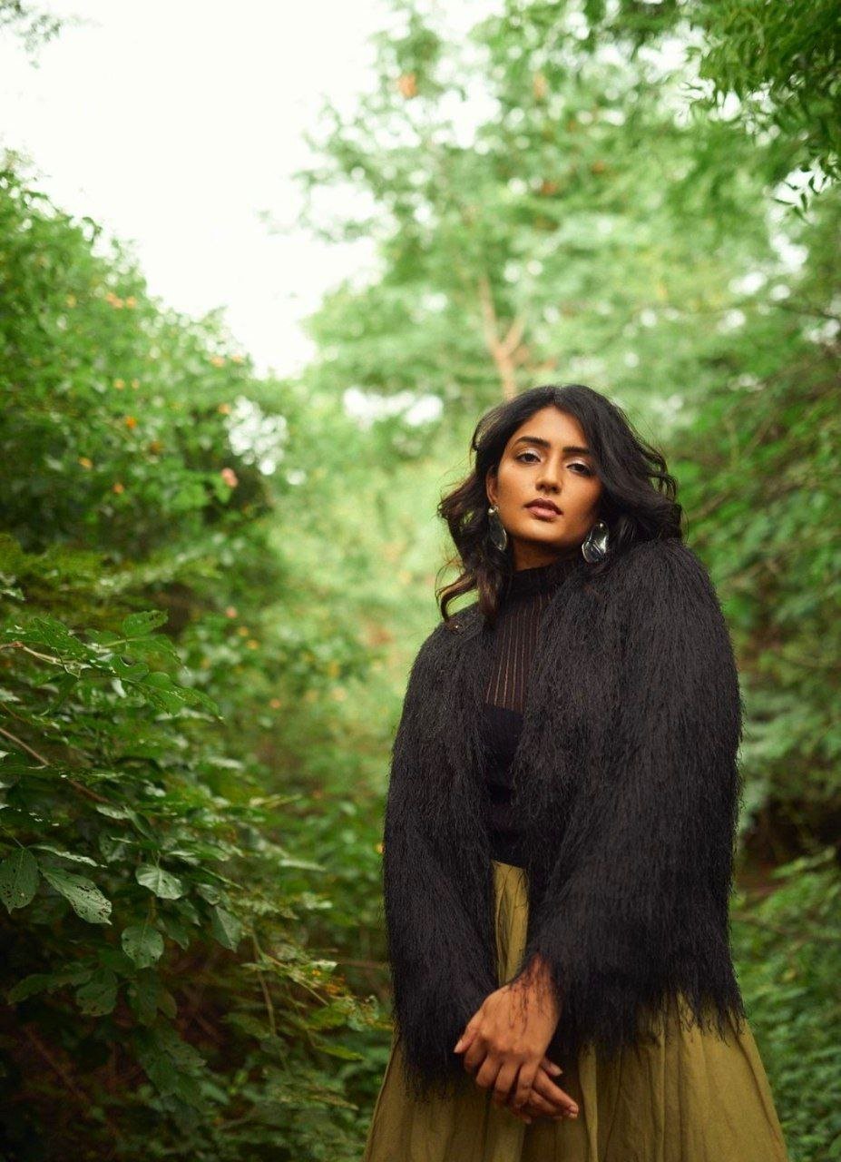 hello telugu heroine gallery eesha rebba 20240728 3
