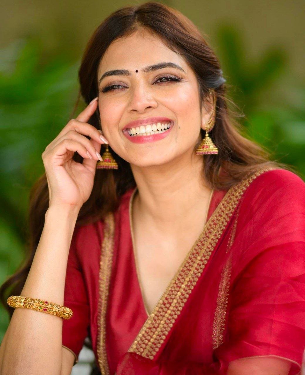 Malavika Mohanan Vs Pragya Nagra 1 hello telugu heroine gallery malavika mohanan 20240824 1