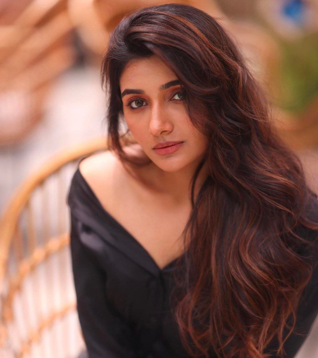 Mirna Menon Vs Priya Bhavani Shankar 2 hello telugu heroine gallery mirna menon 20240830 3