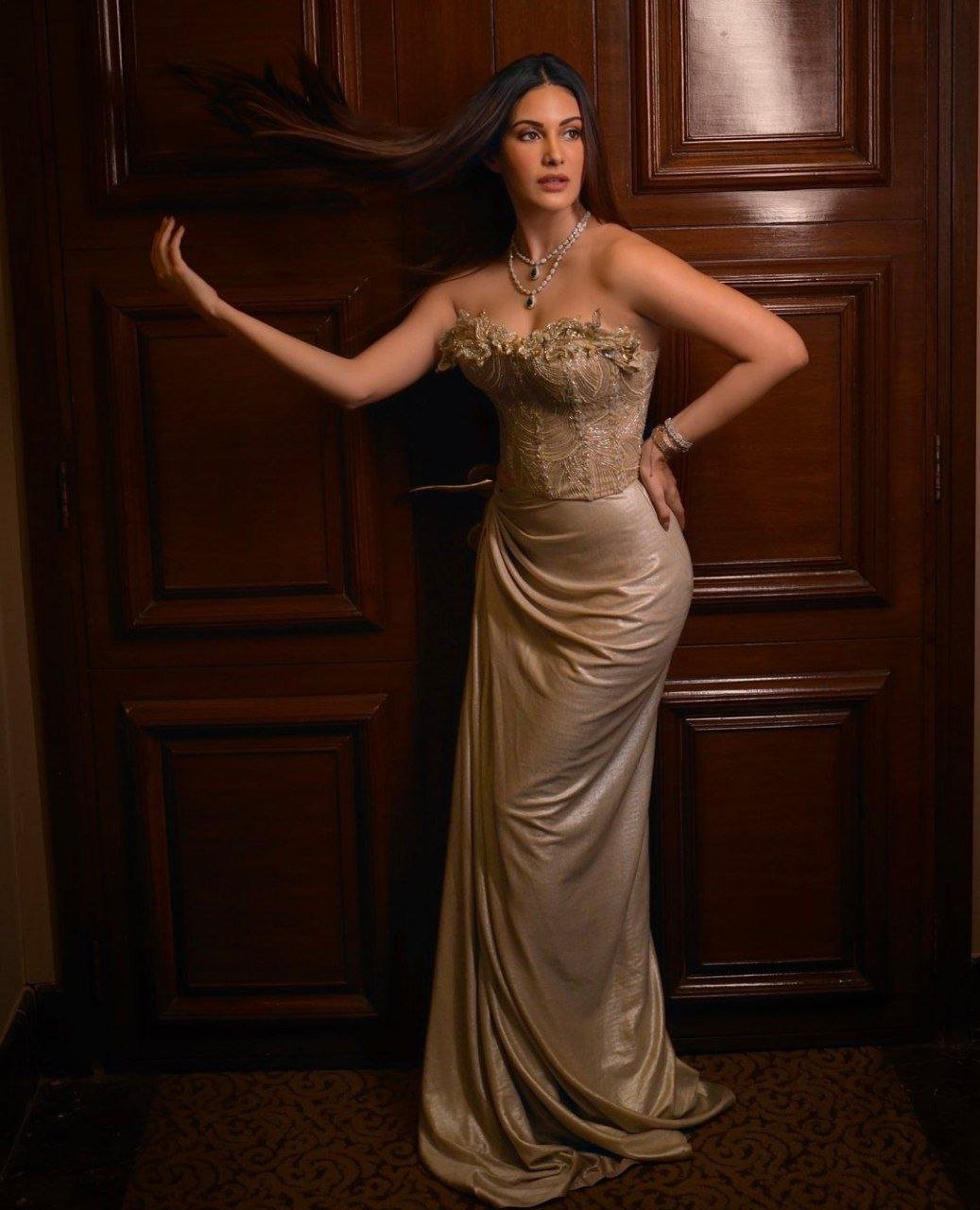 Amyra Dastur Vs Priyanka Mohan 2 hello telugu heroine gallery amyra dastur 20240922 3