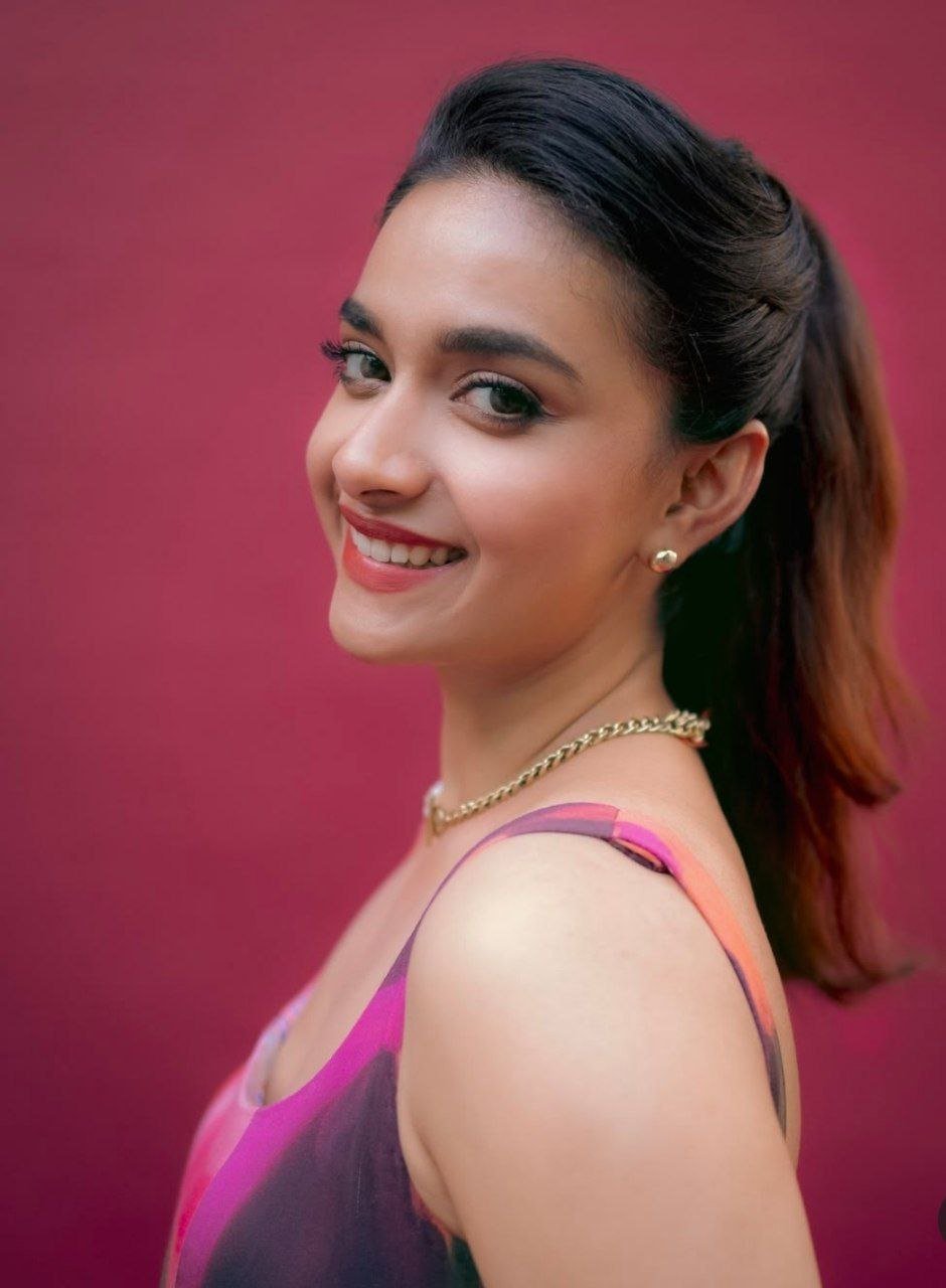Keerthy Suresh Vs Ritu Varma 1 hello telugu heroine gallery keerthy suresh 20240927 1