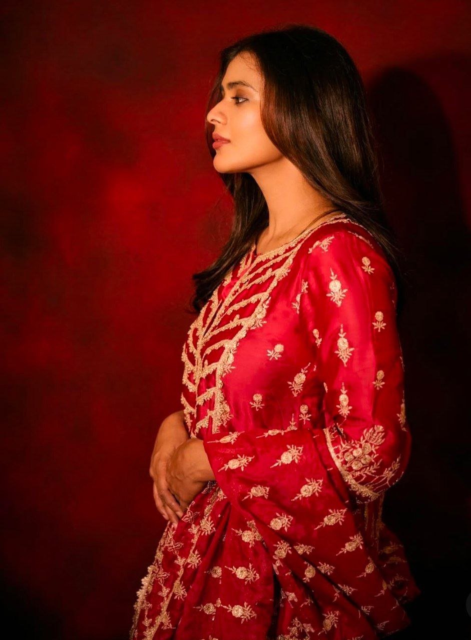 Janhvi Kapoor Vs Hebah Patel 4 hello telugu heroine gallery hebah patel 20240929 3