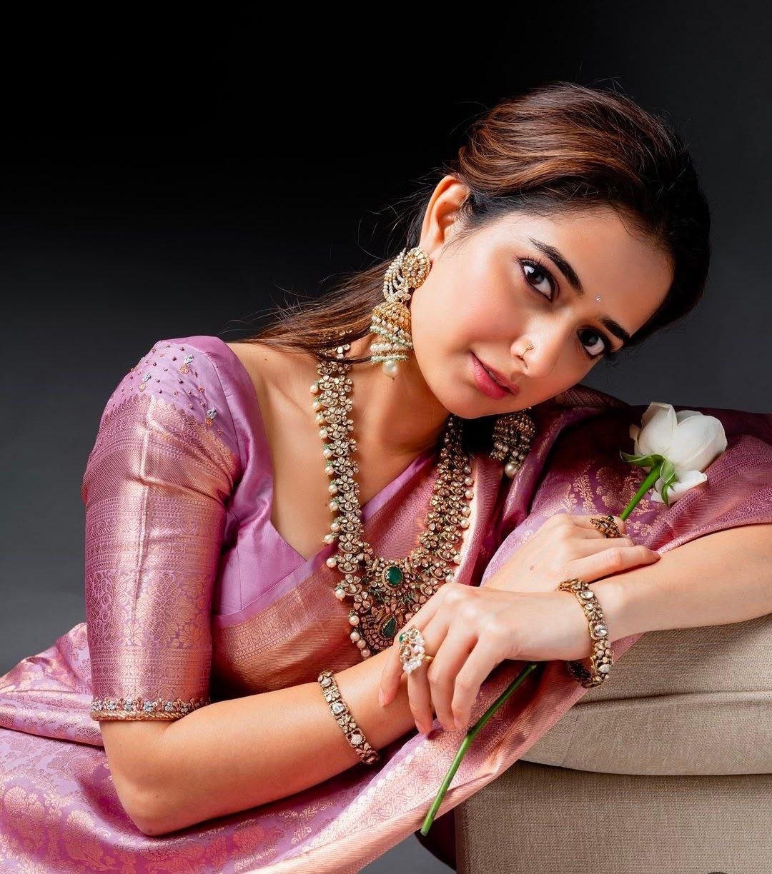 hello telugu heroine gallery ashika ranganath 20241006 1