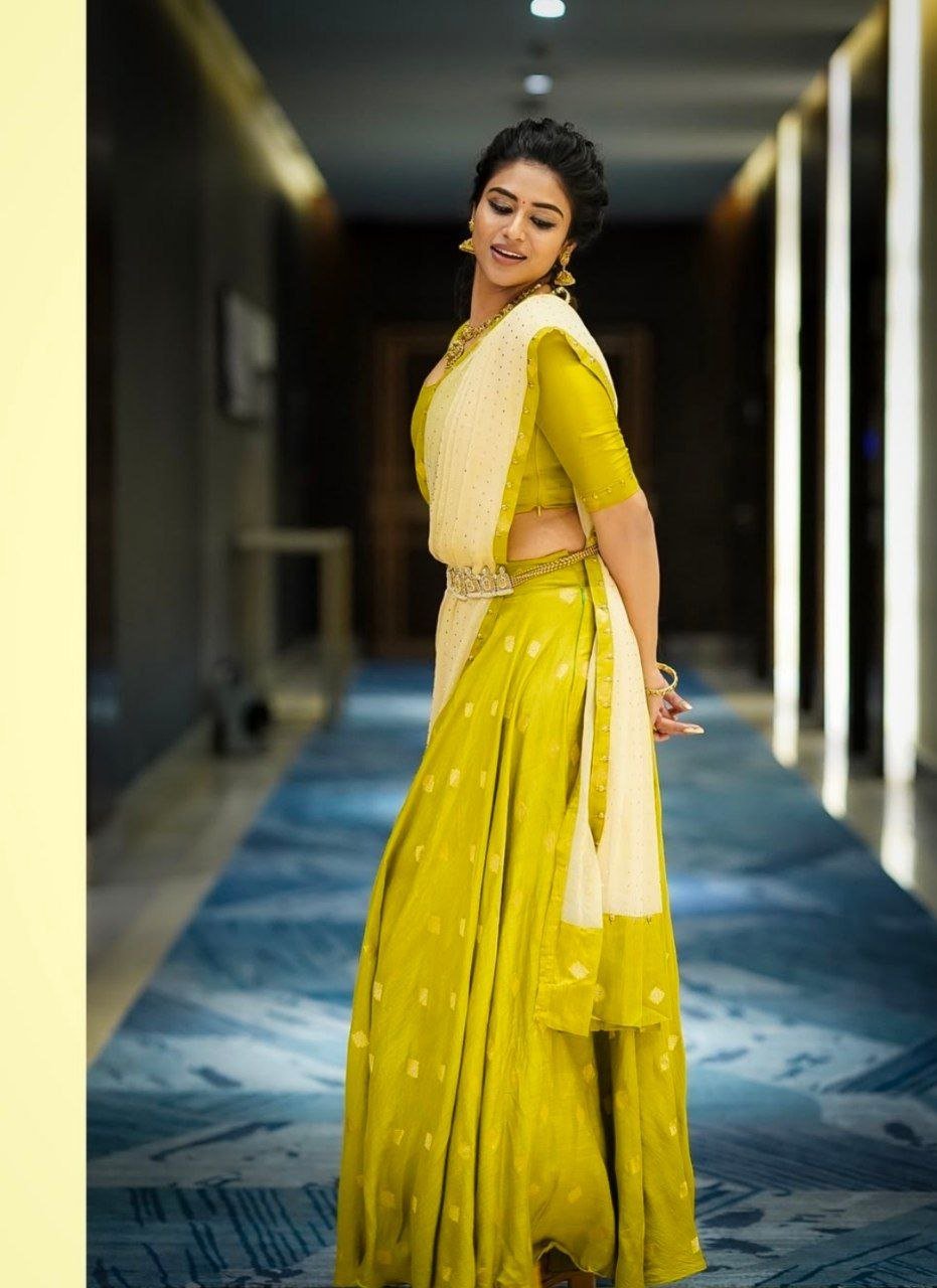 Amyra Dastur Vs Indhuja Ravichandran 4 hello telugu heroine gallery indhuja ravichandran 20241012 3