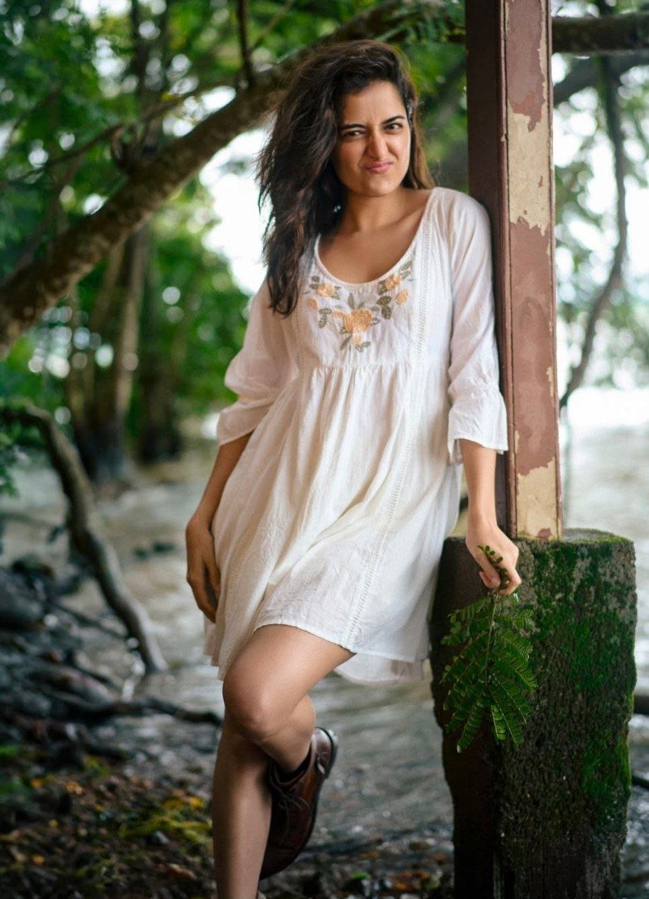 Neha Shetty Vs Ashika Ranganath 3 hello telugu heroine gallery ashika ranganath 20241019 2