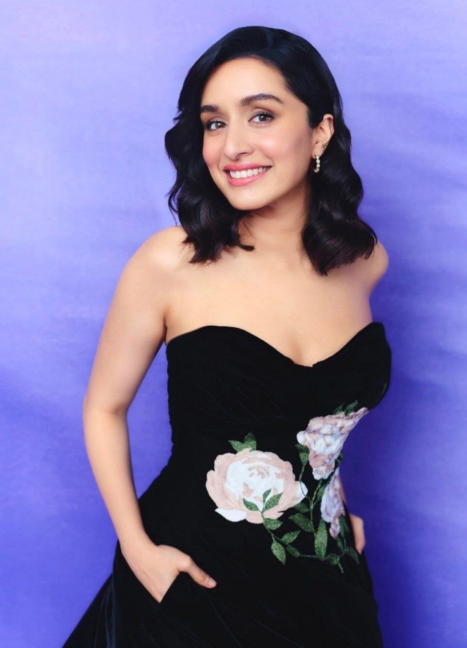 hello telugu heroine gallery shraddha kapoor 20241021 1