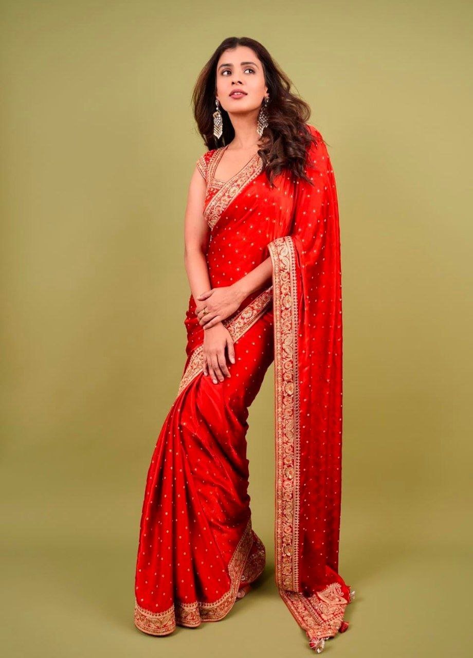 Krithi Shetty Vs Hebah Patel 3 hello telugu heroine gallery hebah patel 20241022 1