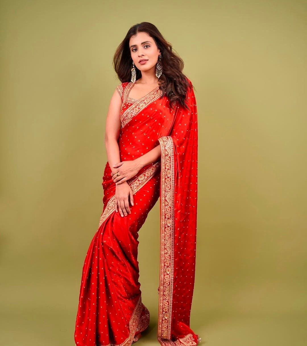 Krithi Shetty Vs Hebah Patel 4 hello telugu heroine gallery hebah patel 20241022 3