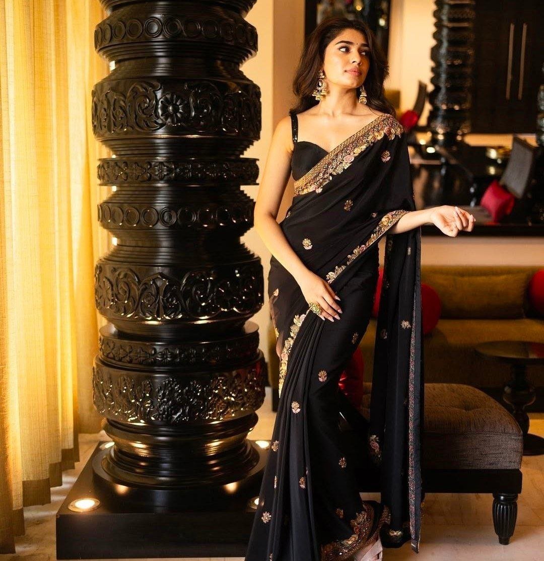 Krithi Shetty Vs Hebah Patel 1 hello telugu heroine gallery krithi shetty 20241022 1