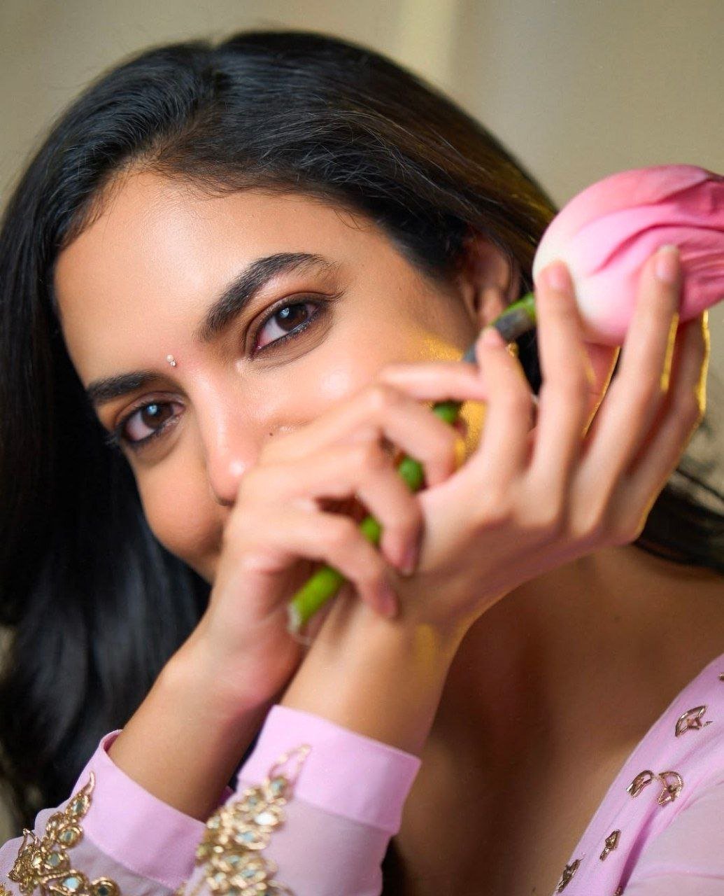 Shraddha Kapoor Vs Ritu Varma 3 hello telugu heroine gallery ritu varma 20241026 1