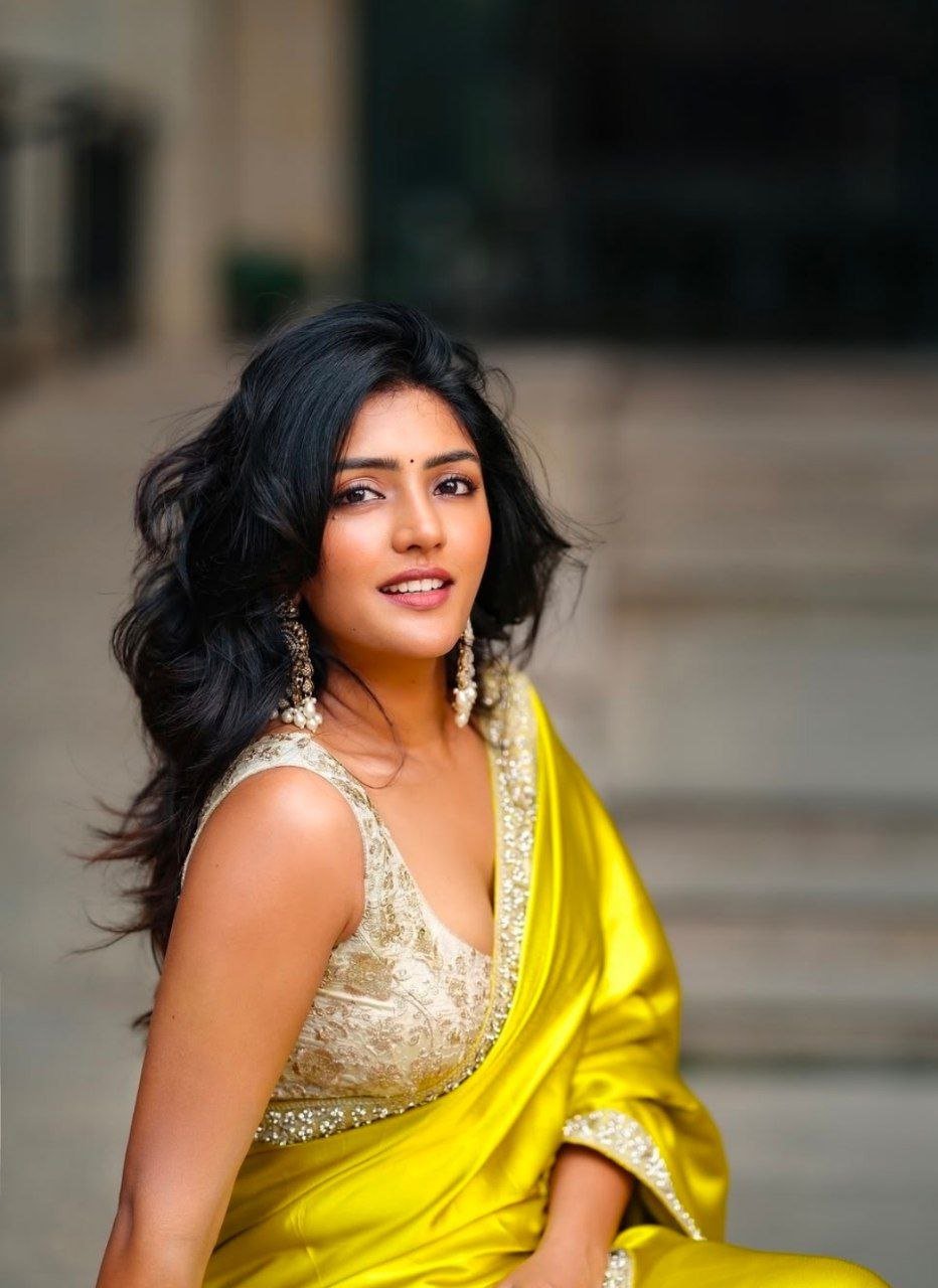 Samantha Ruth Prabhu Vs Eesha Rebba 3 hello telugu heroine gallery eesha rebba 20241107 2