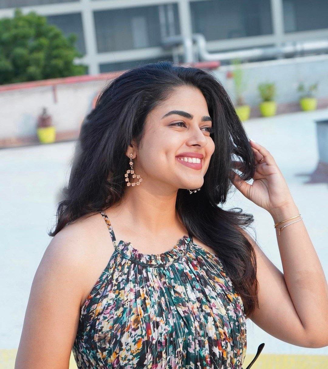 hello telugu heroine gallery siddhi idnani 20241115 2