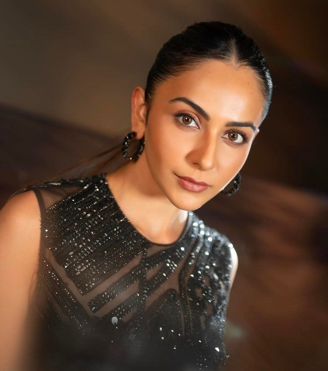 Rakul Preet Singh Vs Megha Akash 1 hello telugu heroine gallery rakul preet singh 20241124 1