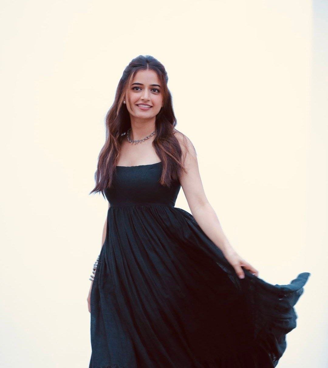 hello telugu heroine gallery ashika ranganath 20241205 1